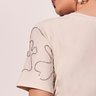 t shirt bege mangas com aplicacoes 6
