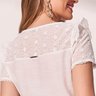 blusa branco detalhe manga curta 8