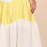 conjunto off white detalhe amarelo midi 9