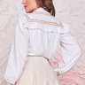 camisa branca manga longa com babados 2