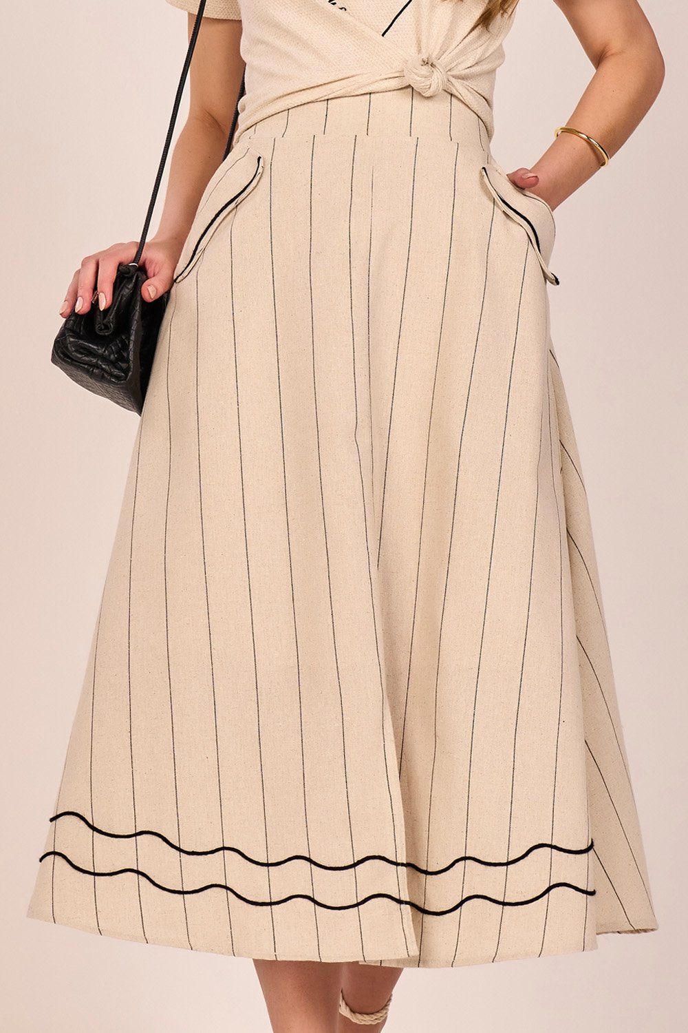 Saia Bege Linho Listras E Detalhes De Cordão Evasê Midi Fascinius