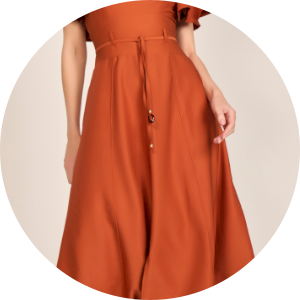 Vestido Ferrugem Mangas Raglan Godê Midi Fascinius
