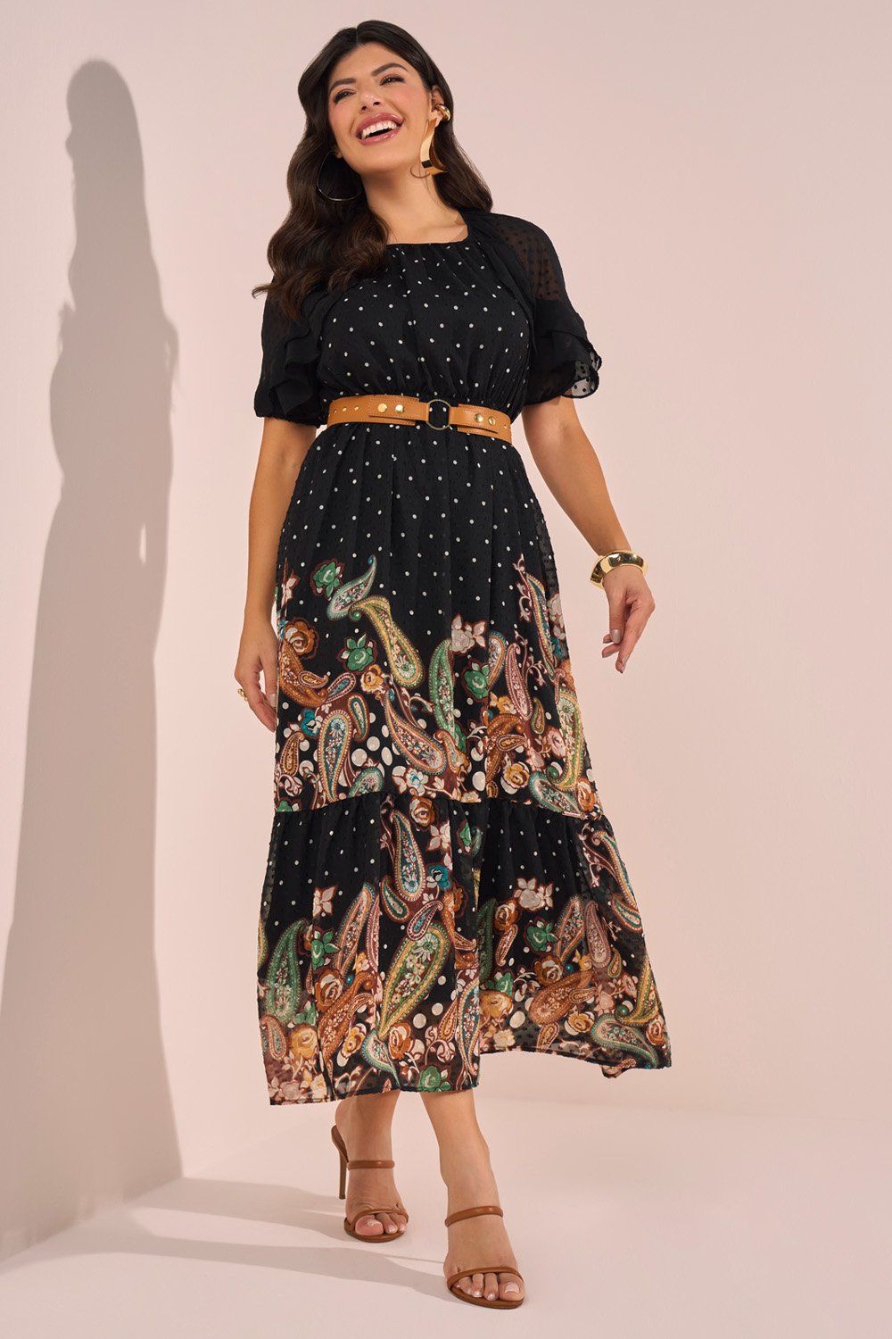 Vestido Preto Poá com Mix de Estampas E Babados Evasê Midi Fascinius