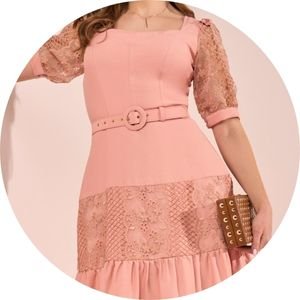 Vestido Rosê Decote Princesa Bordado Floral Evasê Midi Fascinius