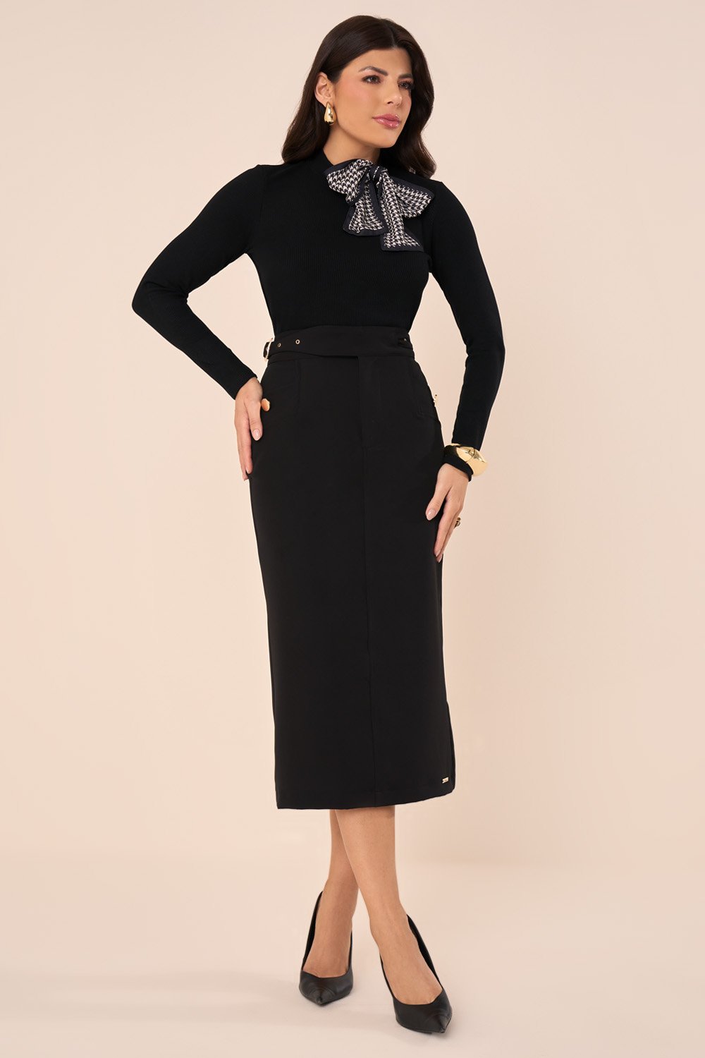 Saia Midi Reta de Alfaiataria com Fivela Lateral Preto - Fascinius