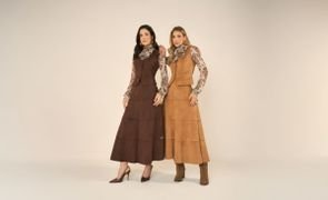 mulheres usando conjuntos coordenados mulheres usando conjuntos coordenados