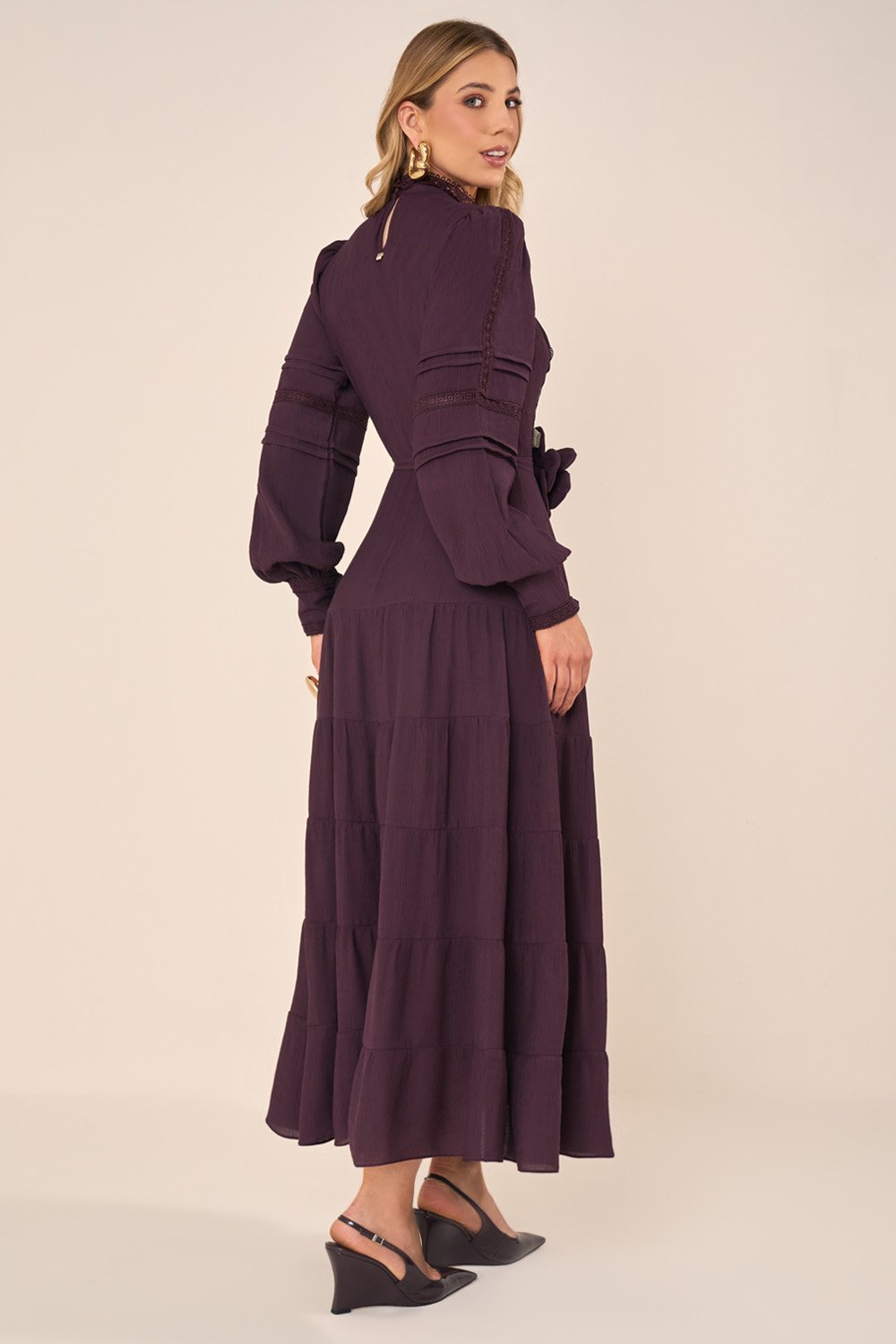 Vestido Midi em Marias com Aplicação Floral Vinho - Fascinius