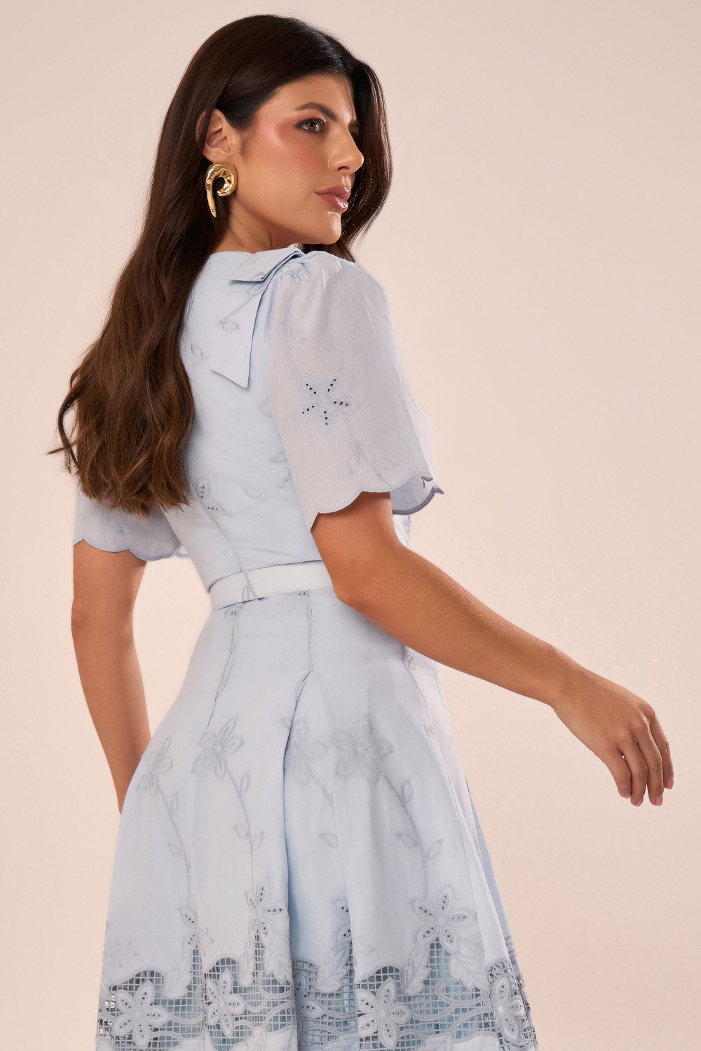 Vestido Midi com Pregas, Mangas Princesa e Laços nos Ombros Azul